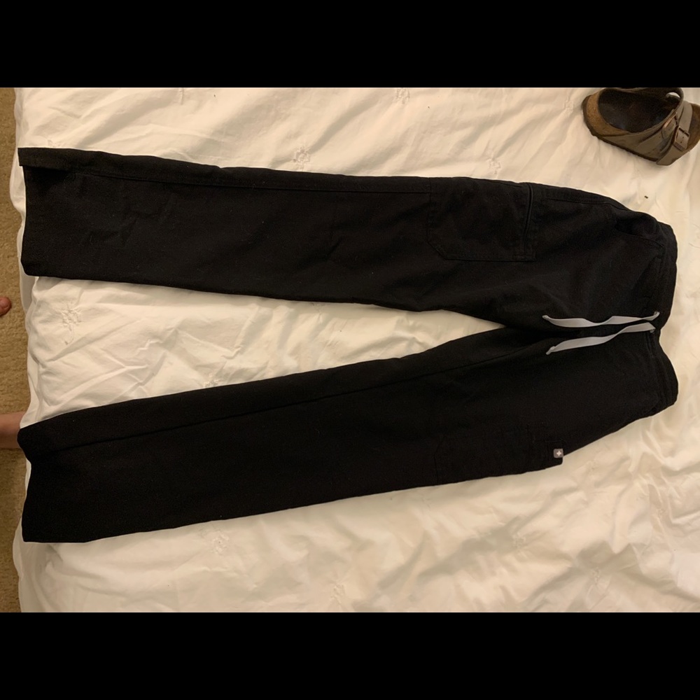 Women’s Figs Scrubs